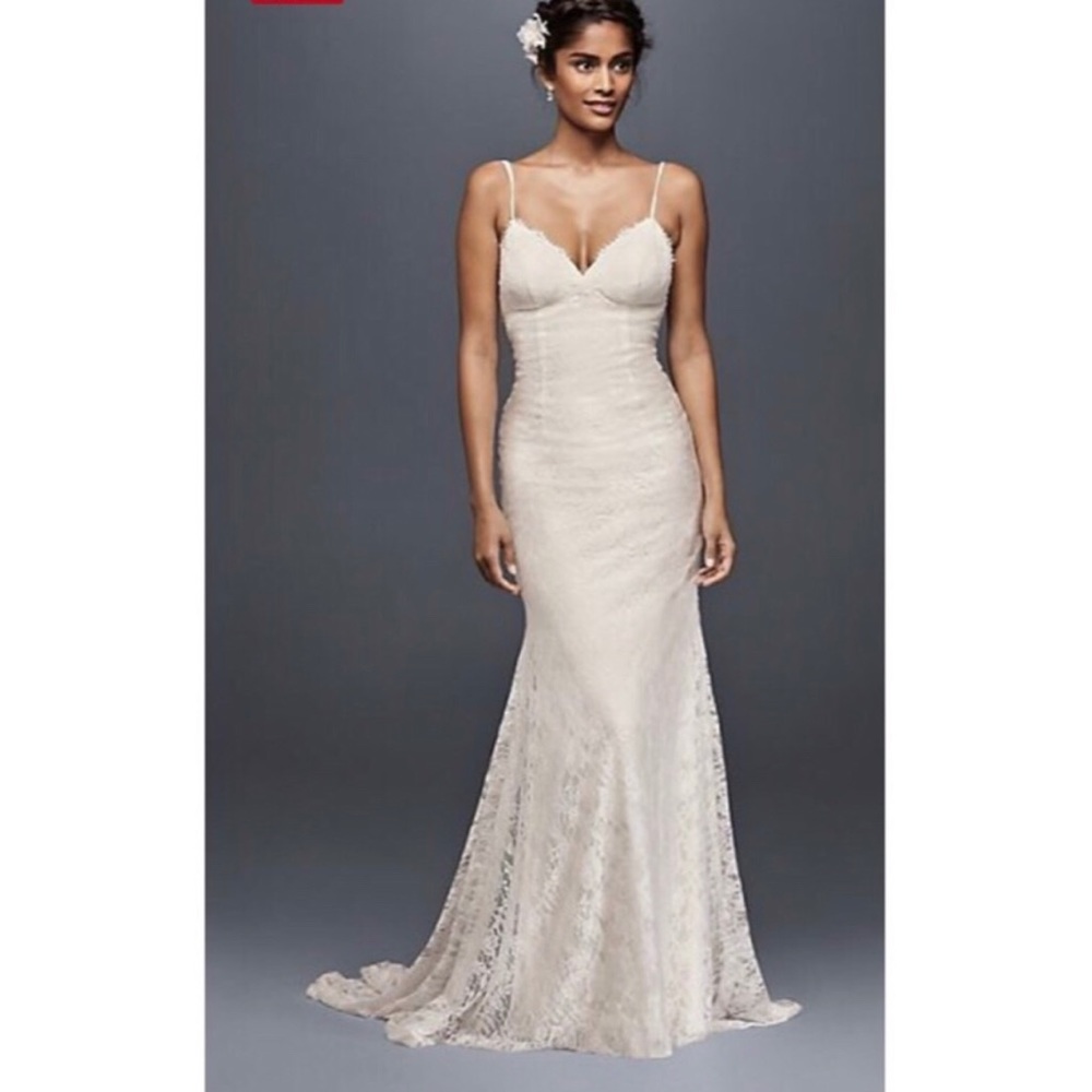 David’s bridal ivory wedding gown